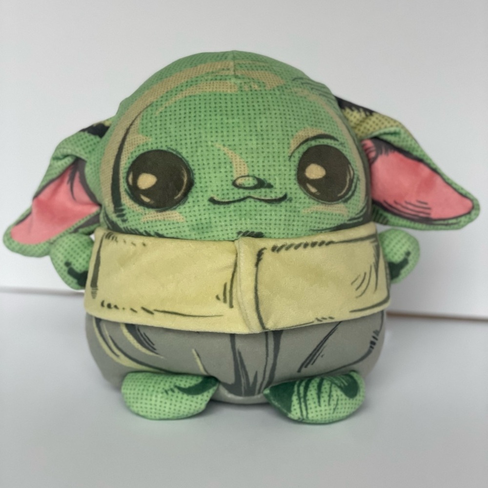 Mattel Star Wars Grogu Cuutopia plush toy.